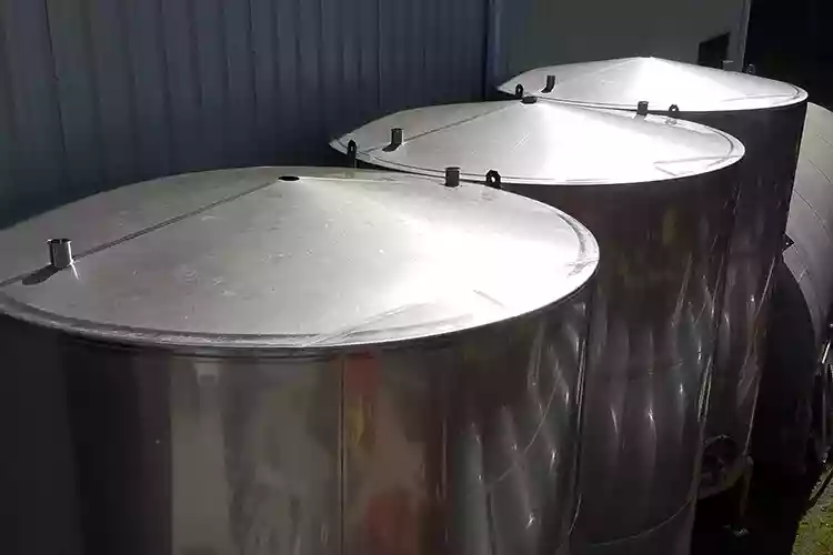 Баки для накопления чистой воды из нержавеющей стали